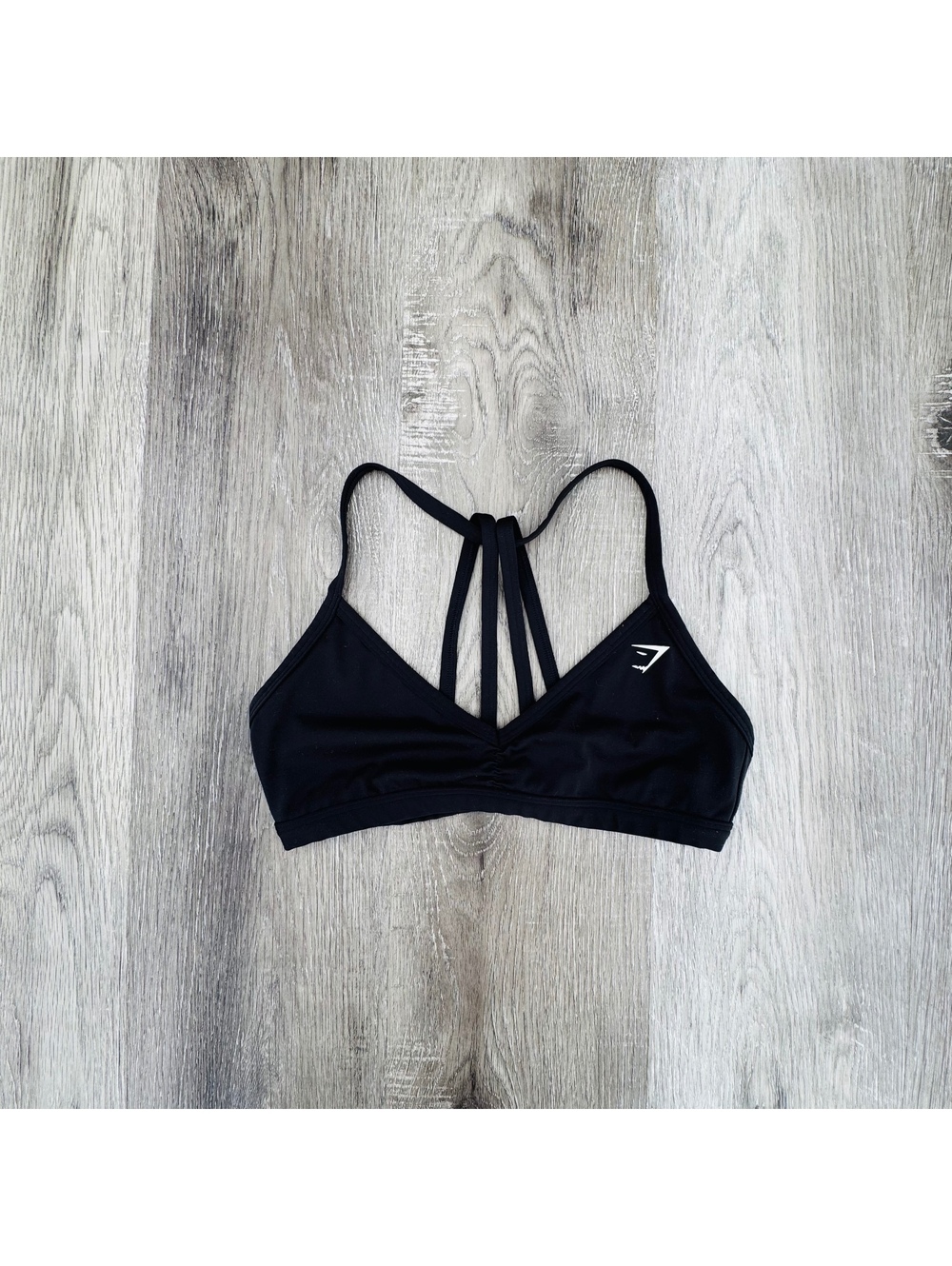 Gymshark Women’s Black MINIMAL SPORTS BRA size S